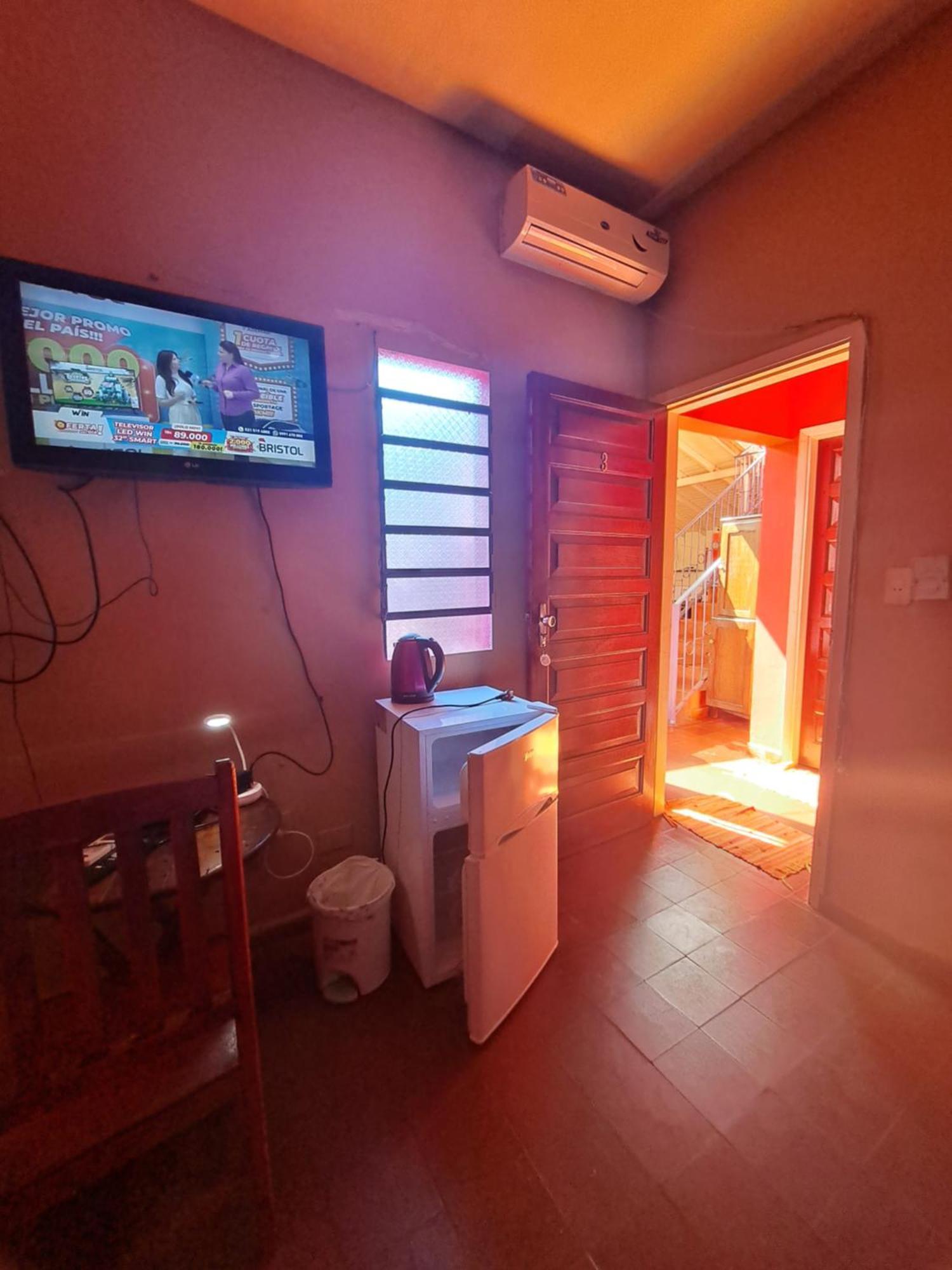 Hummingbird Hostel ซิวดัดเดลเอสเต ภายนอก รูปภาพ